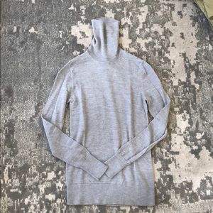 Banana Republic Turtleneck - Gray